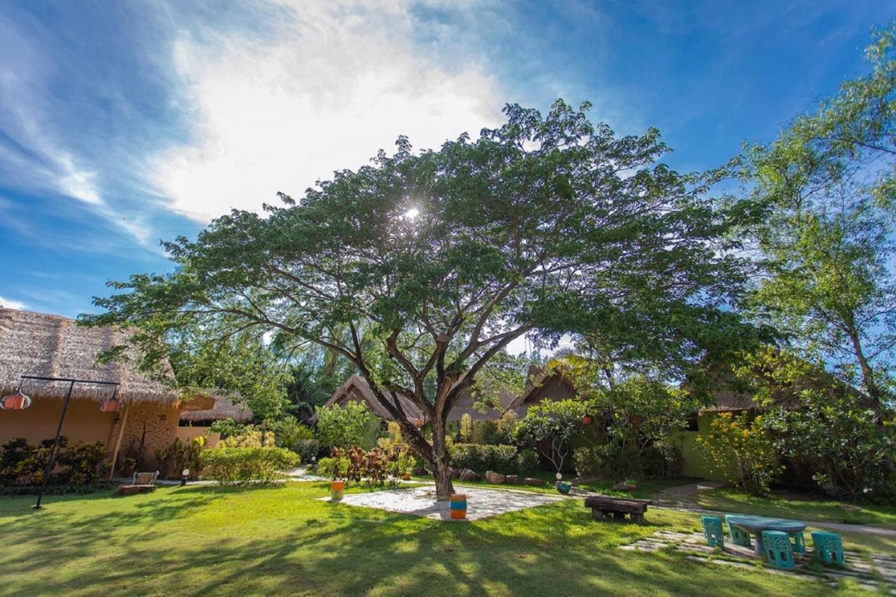 Asita Eco Resort Amphawa Bagian luar foto