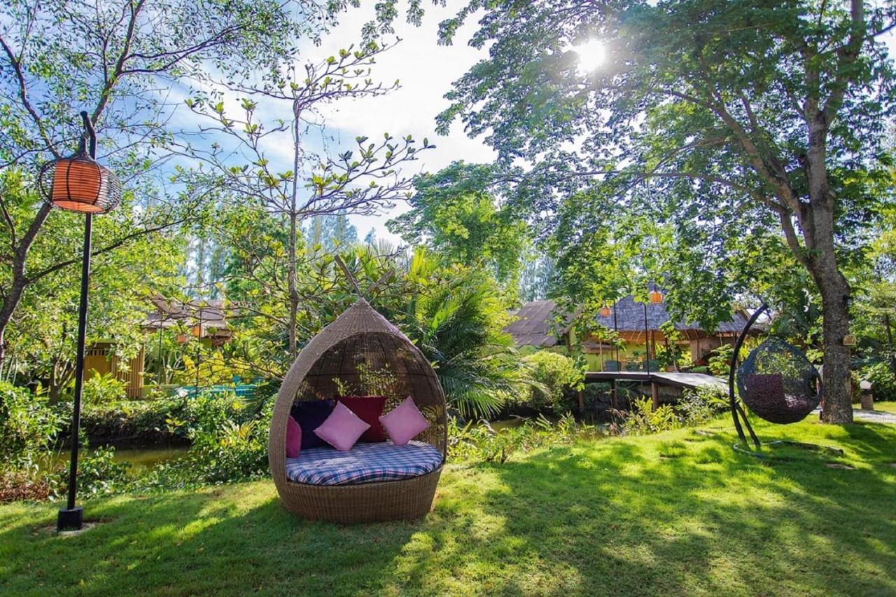 Asita Eco Resort Amphawa Bagian luar foto