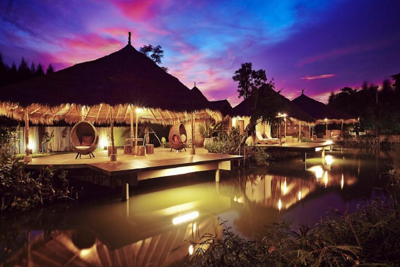 Asita Eco Resort Amphawa Bagian luar foto